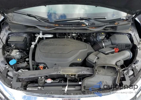 2022 Honda Odyssey Touring z USA, uszkodzony, nr VIN 5FNRL6H83NB027682